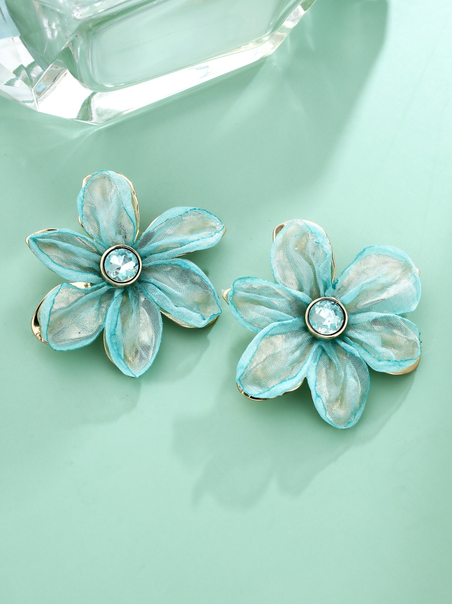 S5183E3 Mint Halo earrings