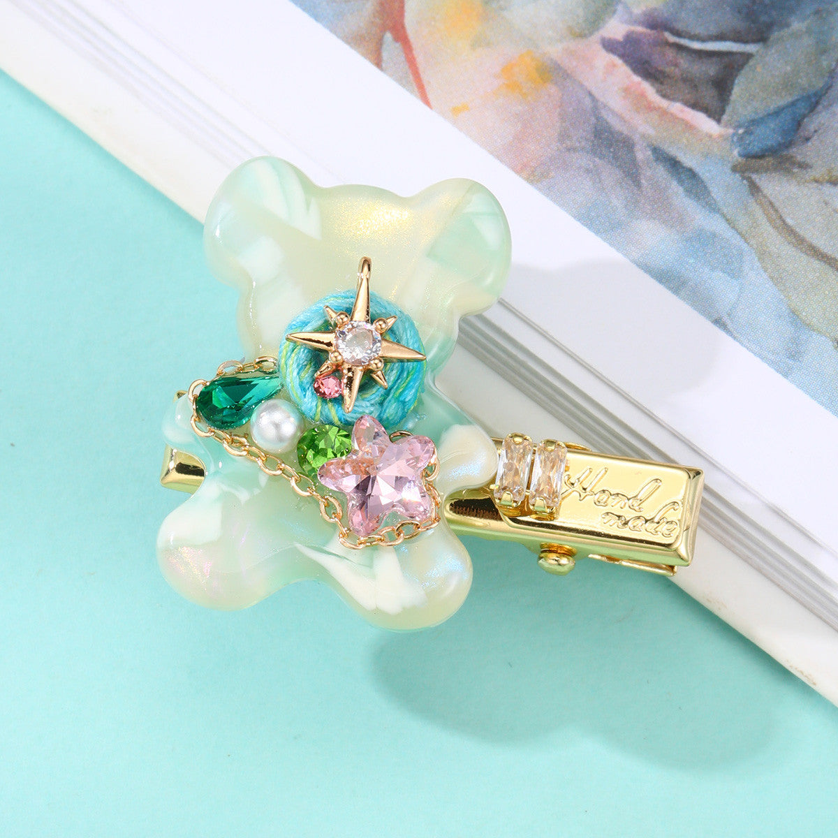 S2958H1 Hair Pin Rainbow Sweetheart Bear