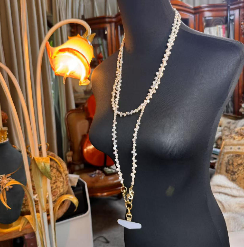 S2962N1 Phone Chain: Magic Waltz