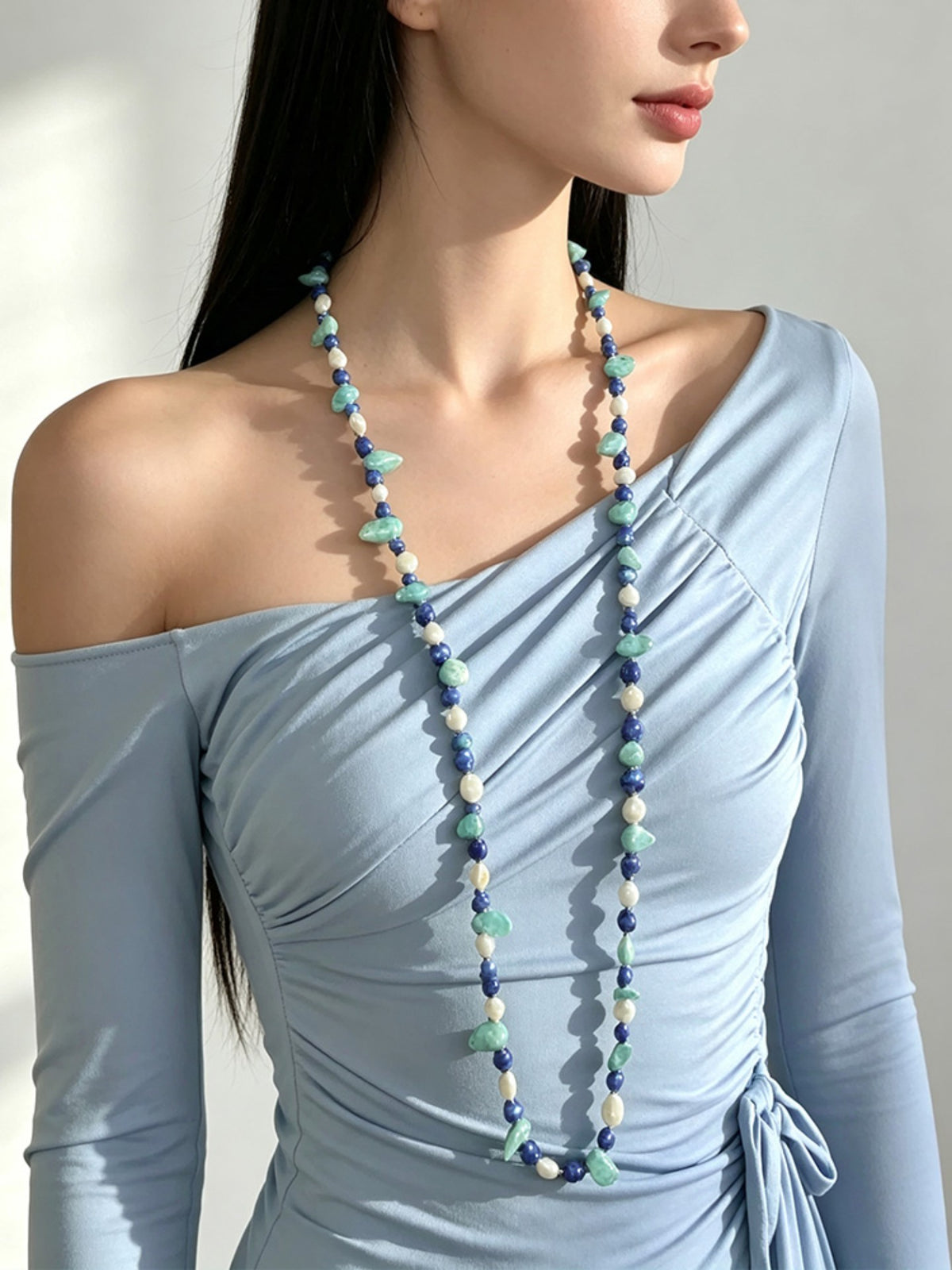 S3052N1 Blue Rose necklace
