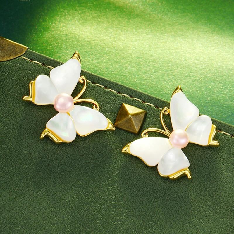 S4954E1 Earrings Stud Ear Accessories, Whispers of Love