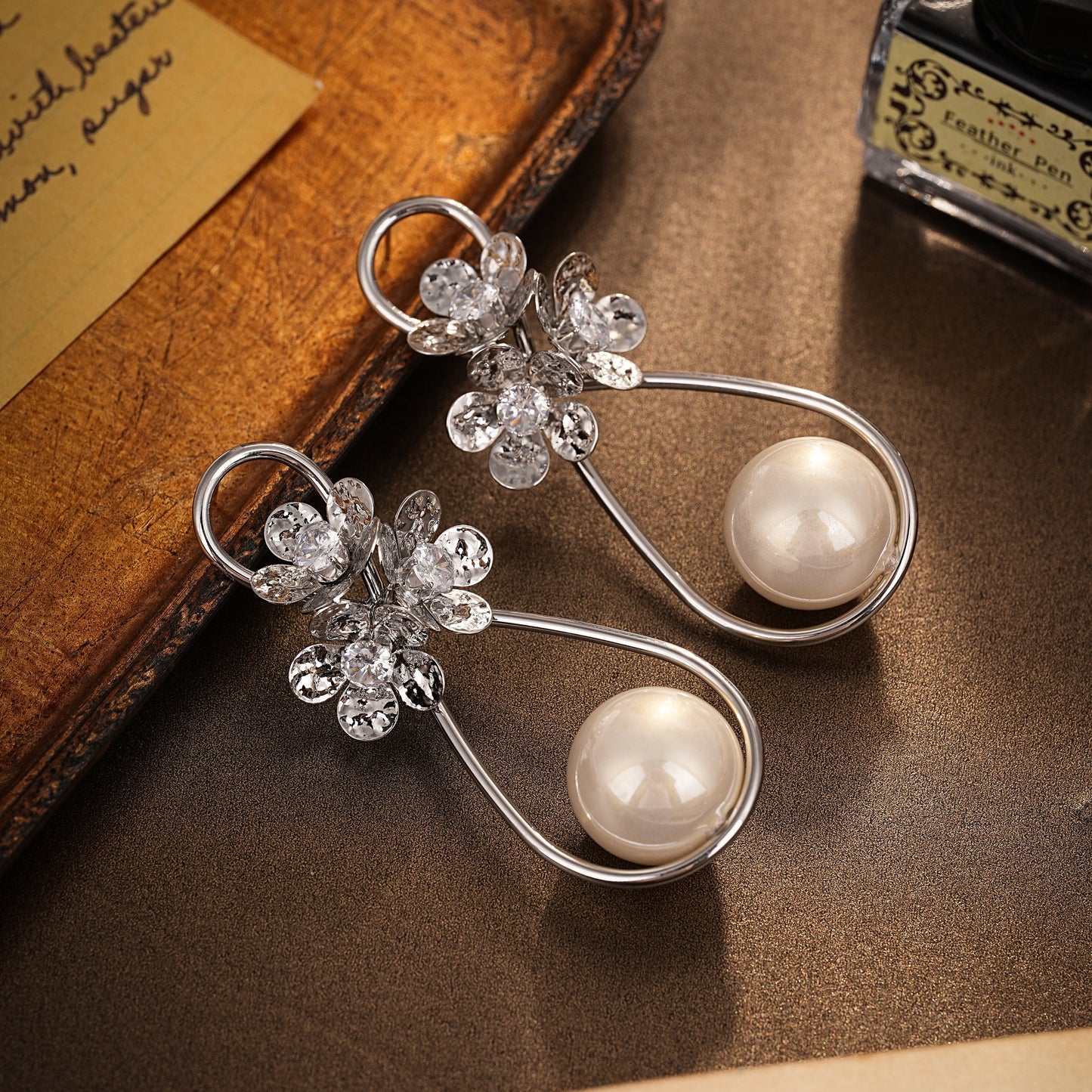 S5037E1 Stud Ear Accessories Vivian's Ball 1