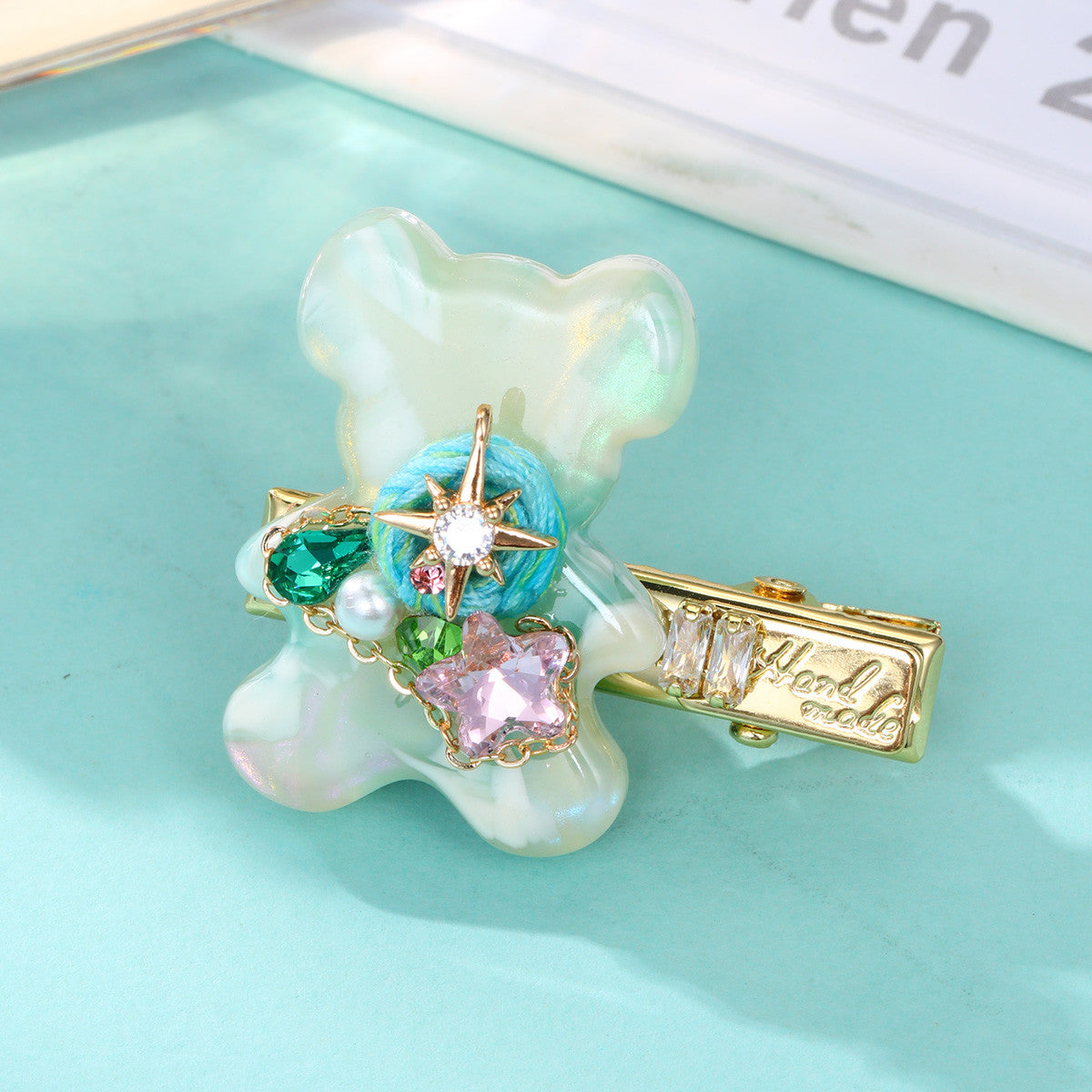 S2958H1 Hair Pin Rainbow Sweetheart Bear