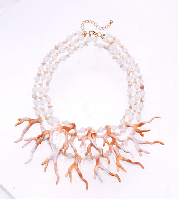 S2957N2 Necklace Coral Kiss 2