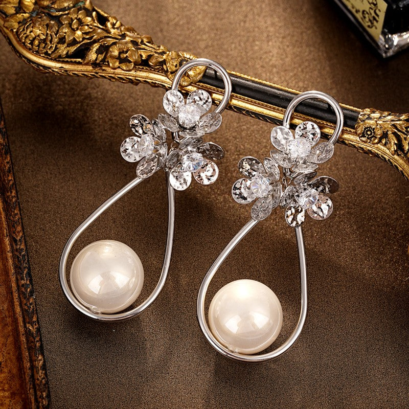 S5037E1 Stud Ear Accessories Vivian's Ball 1