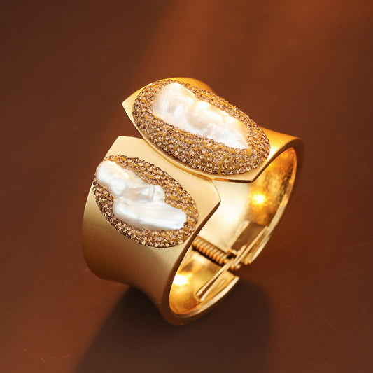 S2198C1 Pearls Bangle Hand Chain Bracelet simple elegant fine handmade gifts