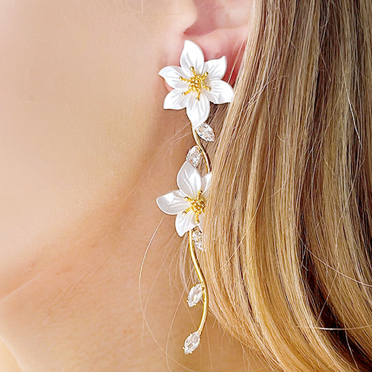 S5020E1 Earrings and Ear Accessories Flower Waltz