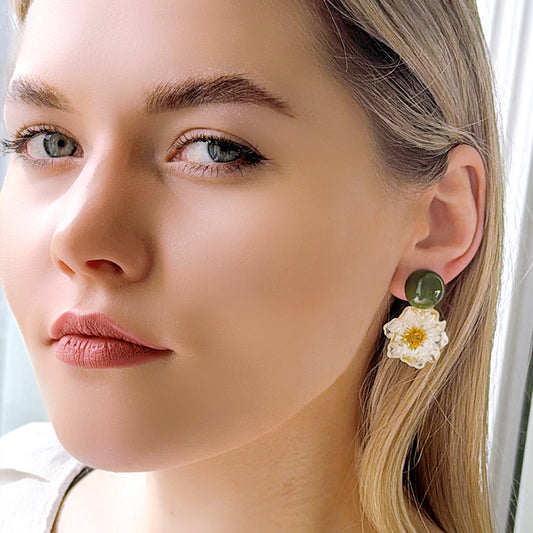 S5064E1  Earrings Stud Ear Accessories Dreamy Flower Shadows