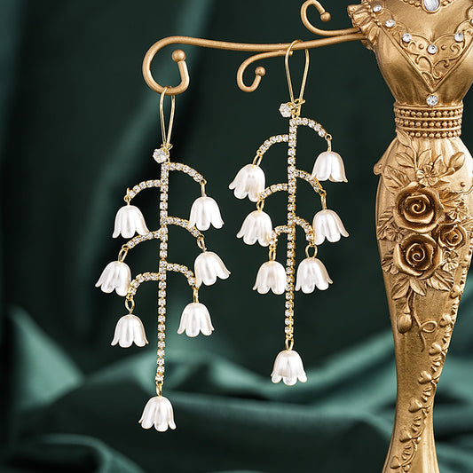 S5027E1 Earrings Lily of the Valley Waltz
