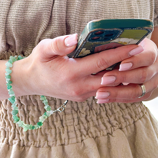 S2388C1 Phone Chain Forest Island Glow