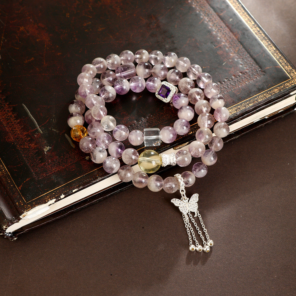 S2364C1 Bracelet: Violet Drifting Charm