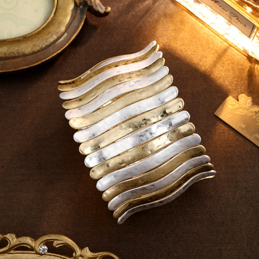 S2044W1 Flowing Light Band bangle