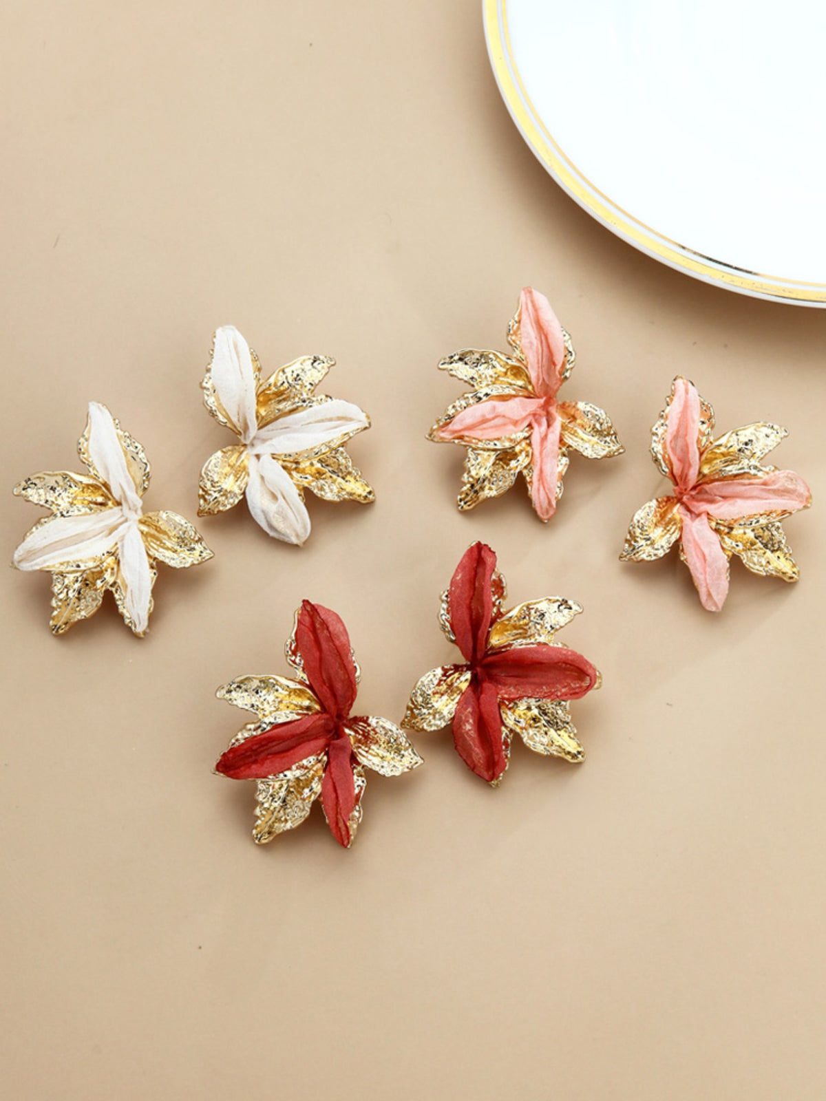 S5186E1 Sakura Bloom earrings