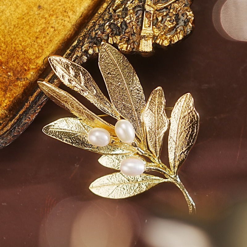 S2327B1 Pearl Brooch Scarf Buckle fine handmade gifts