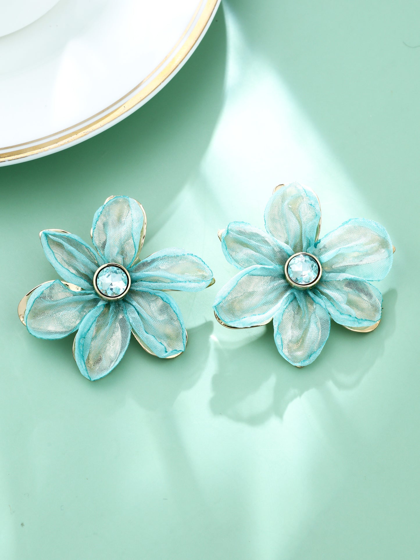 S5183E3 Mint Halo earrings