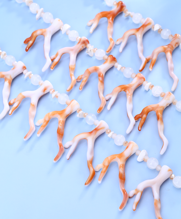 S2957N2  Necklace Coral Kiss 2