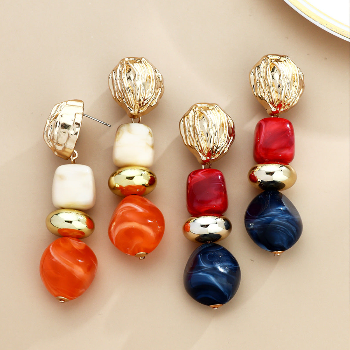 S5180E1 Vintage Facet earrings