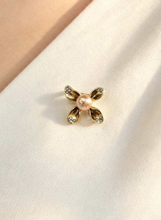 S2438B1 Golden Bloom brooch