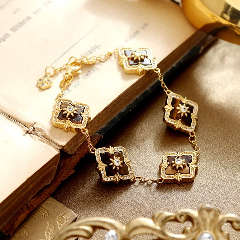 S2401C1 Caramel Four-Leaf Clover Poem Bracelet