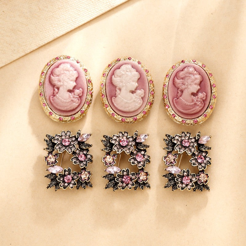 S2430B1 Muse & Bloom brooch set