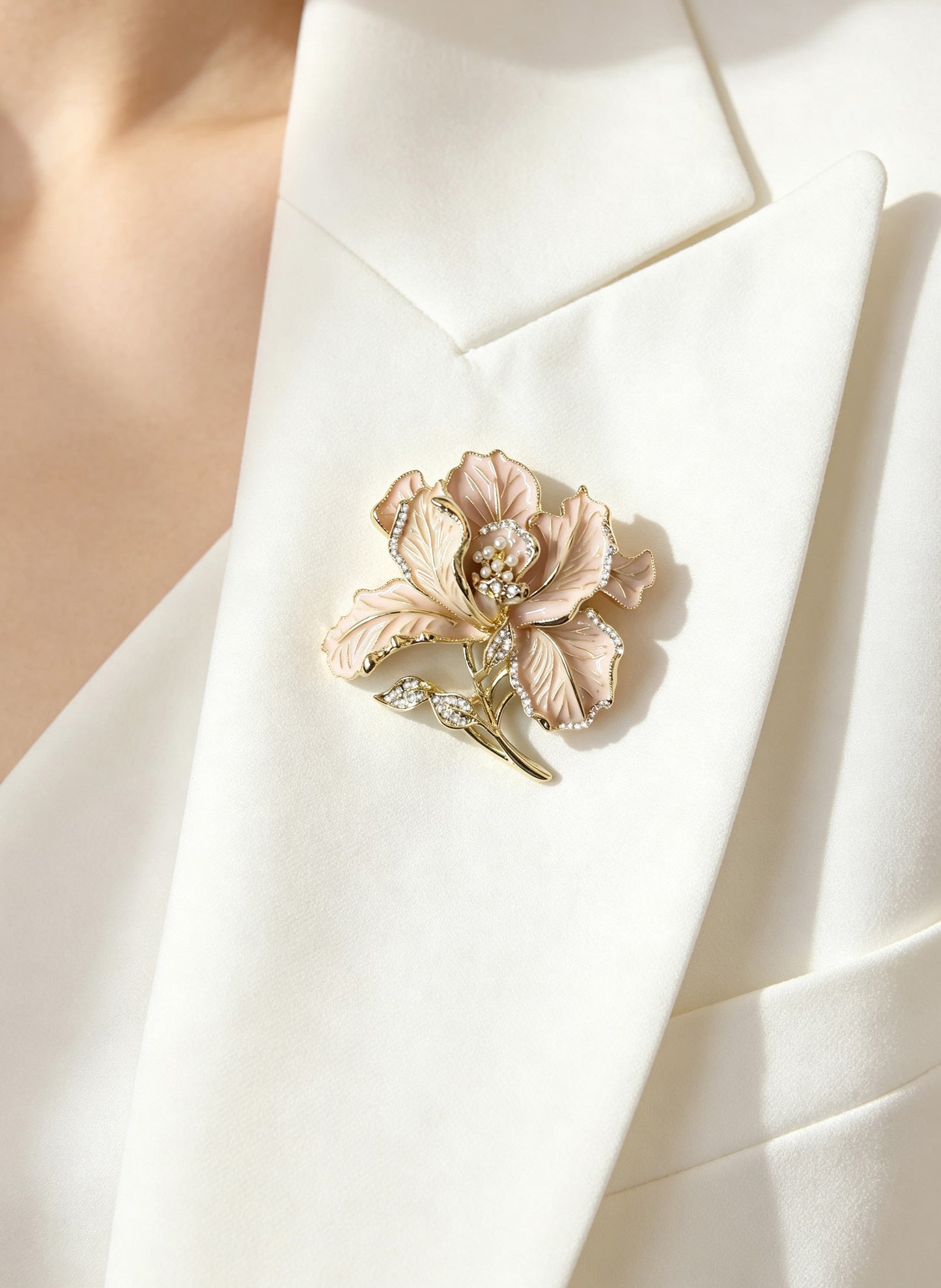 S2433B1 Blossom Enamel brooch
