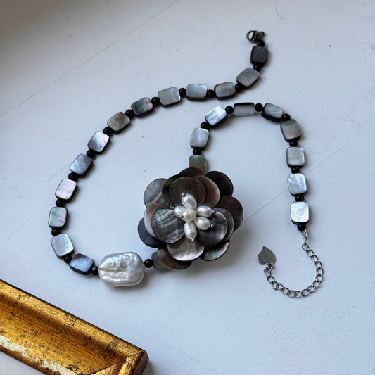 S2944N1 Necklace Black Butterfly