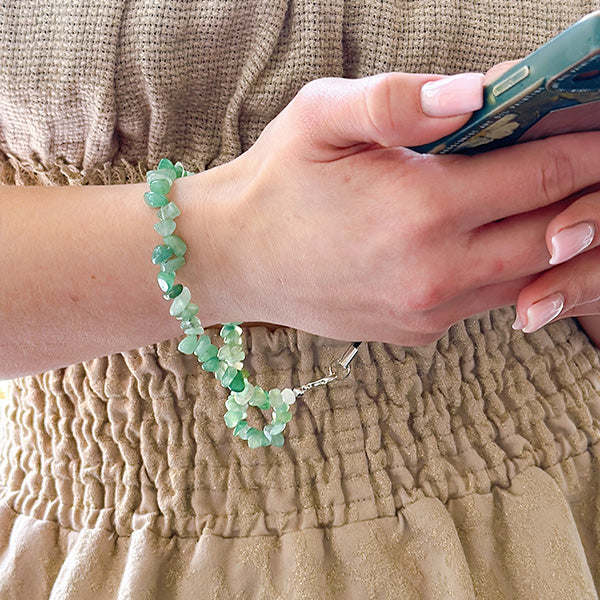 S2388C1 Phone Chain Forest Island Glow