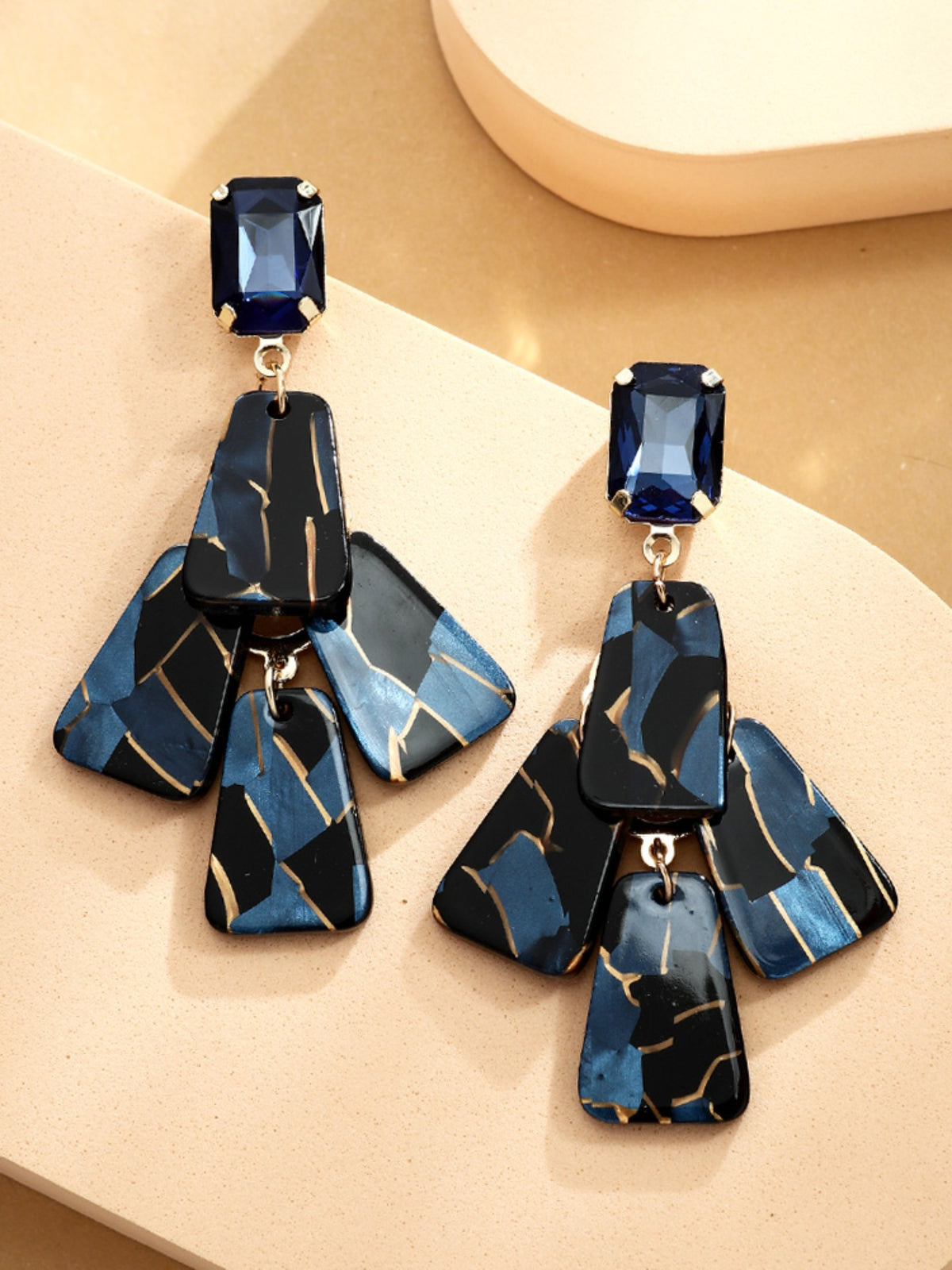 S5181E1 Vintage Facet Drop earrings