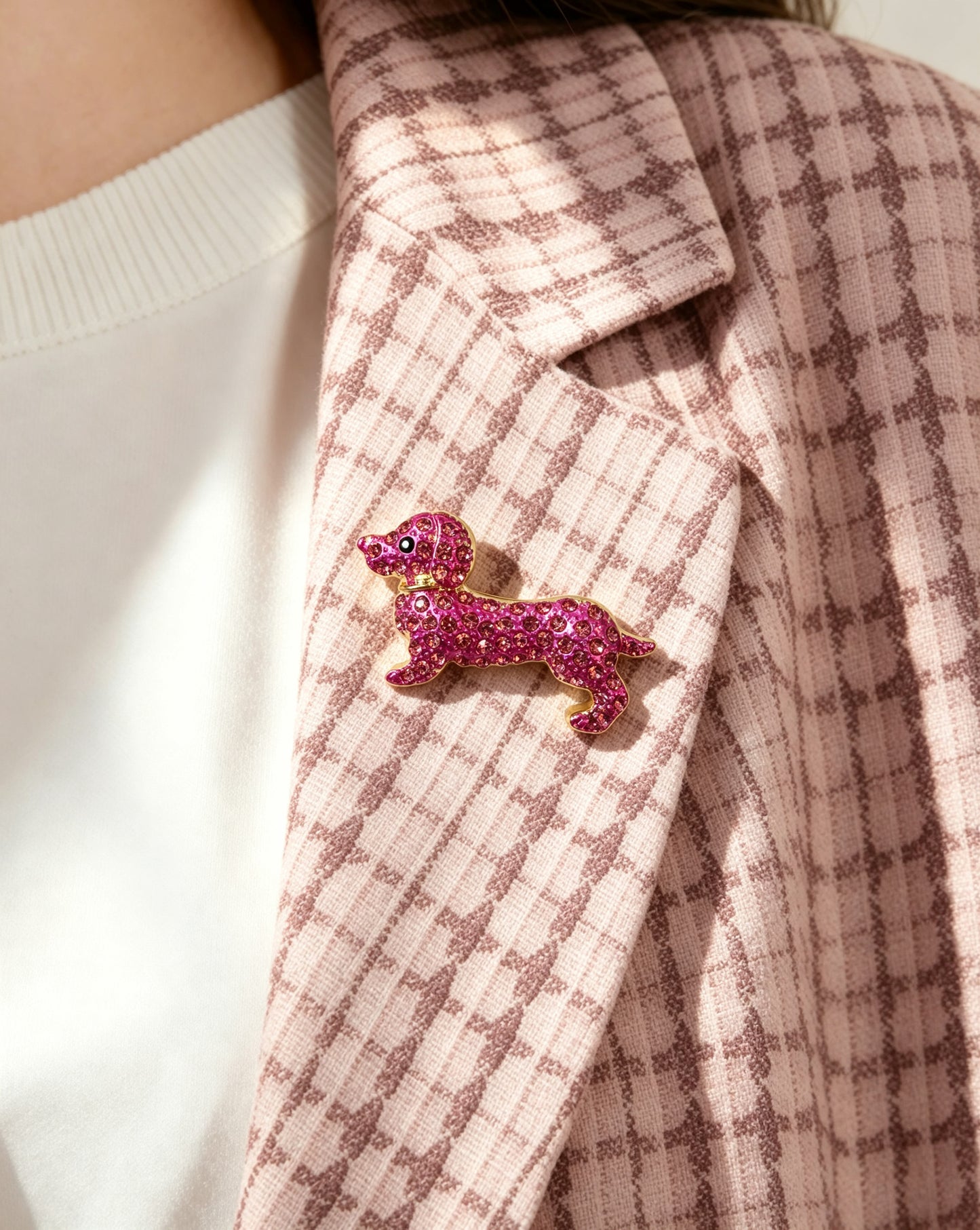 S2429B1 Little Wanderer brooch