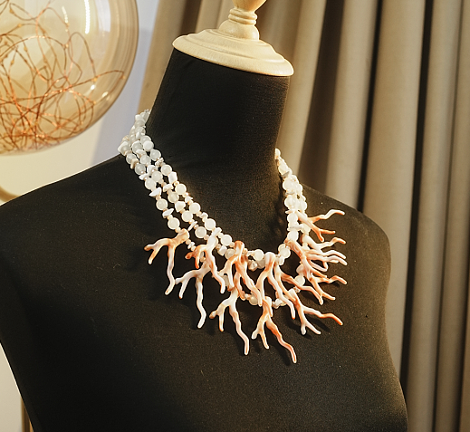 S2957N2  Necklace Coral Kiss 2