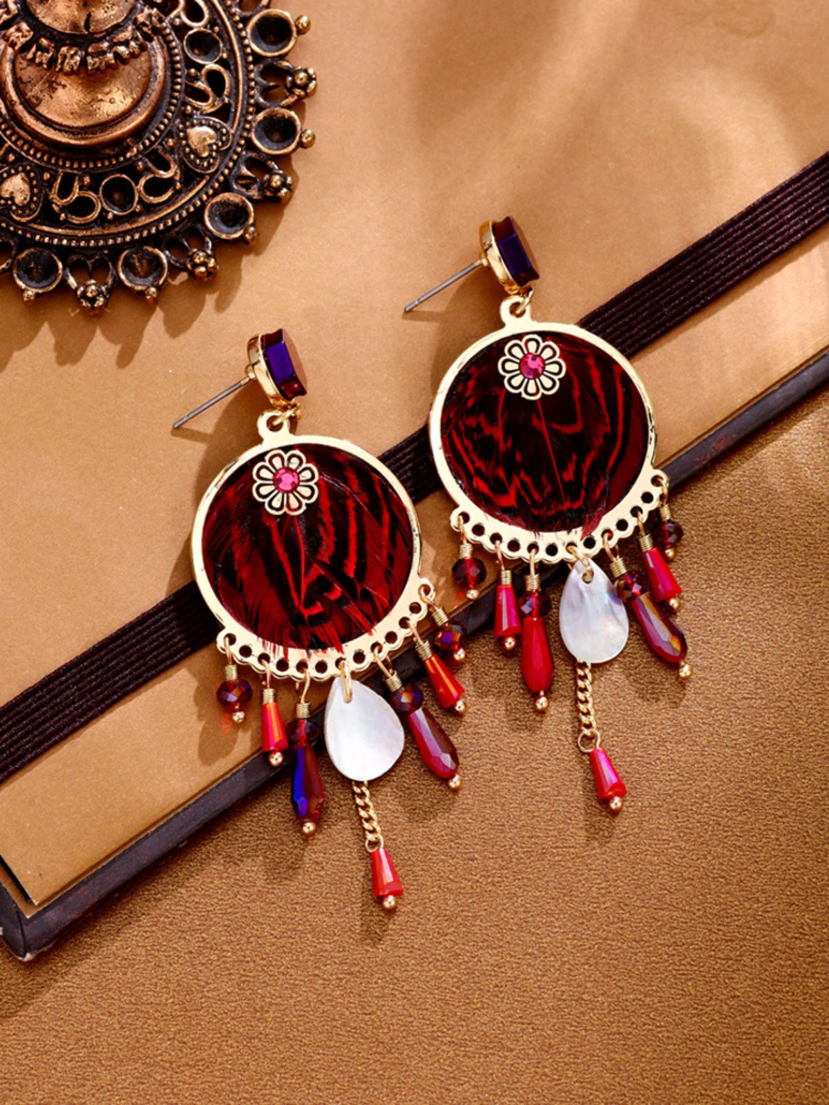 BW4018190 Crimson Medallion earrings