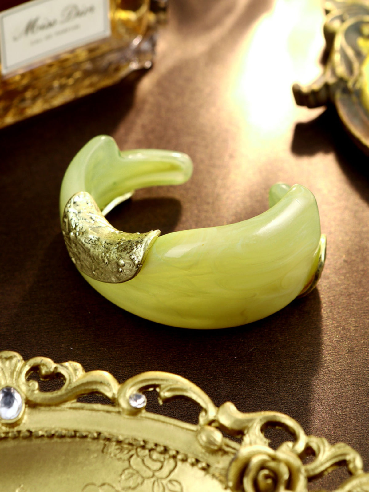 S2039W1 Embrace of Stardust Bangle