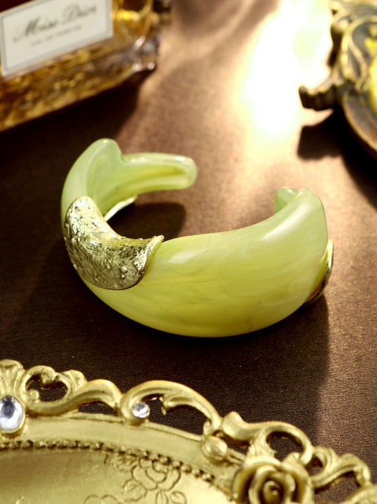 S2039W1 Embrace of Stardust Bangle