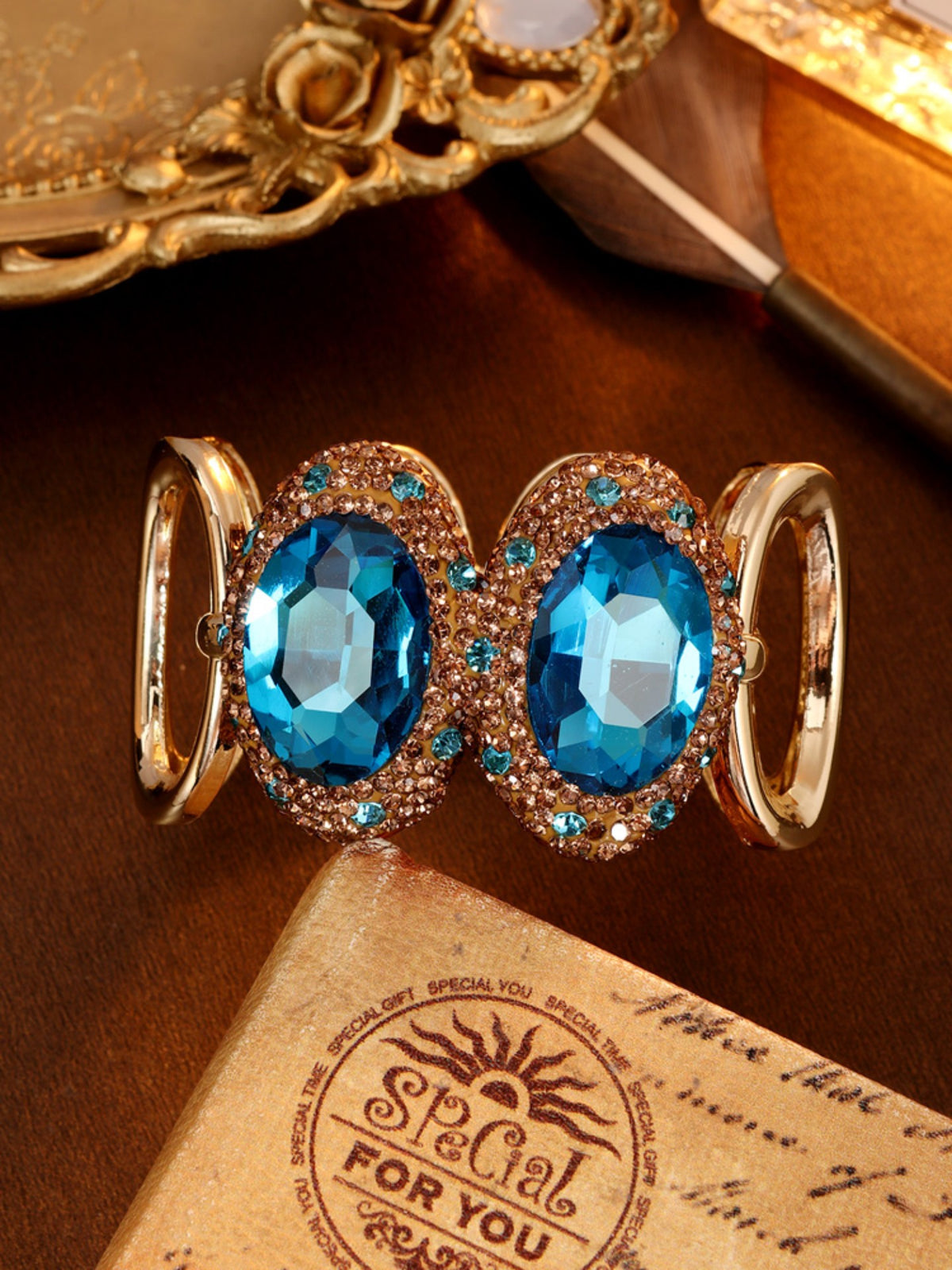S2046W1 Azure Halo bangle