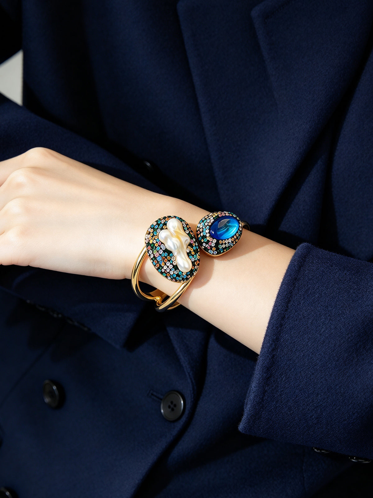 S2062W1 Baroque Ocean bangle