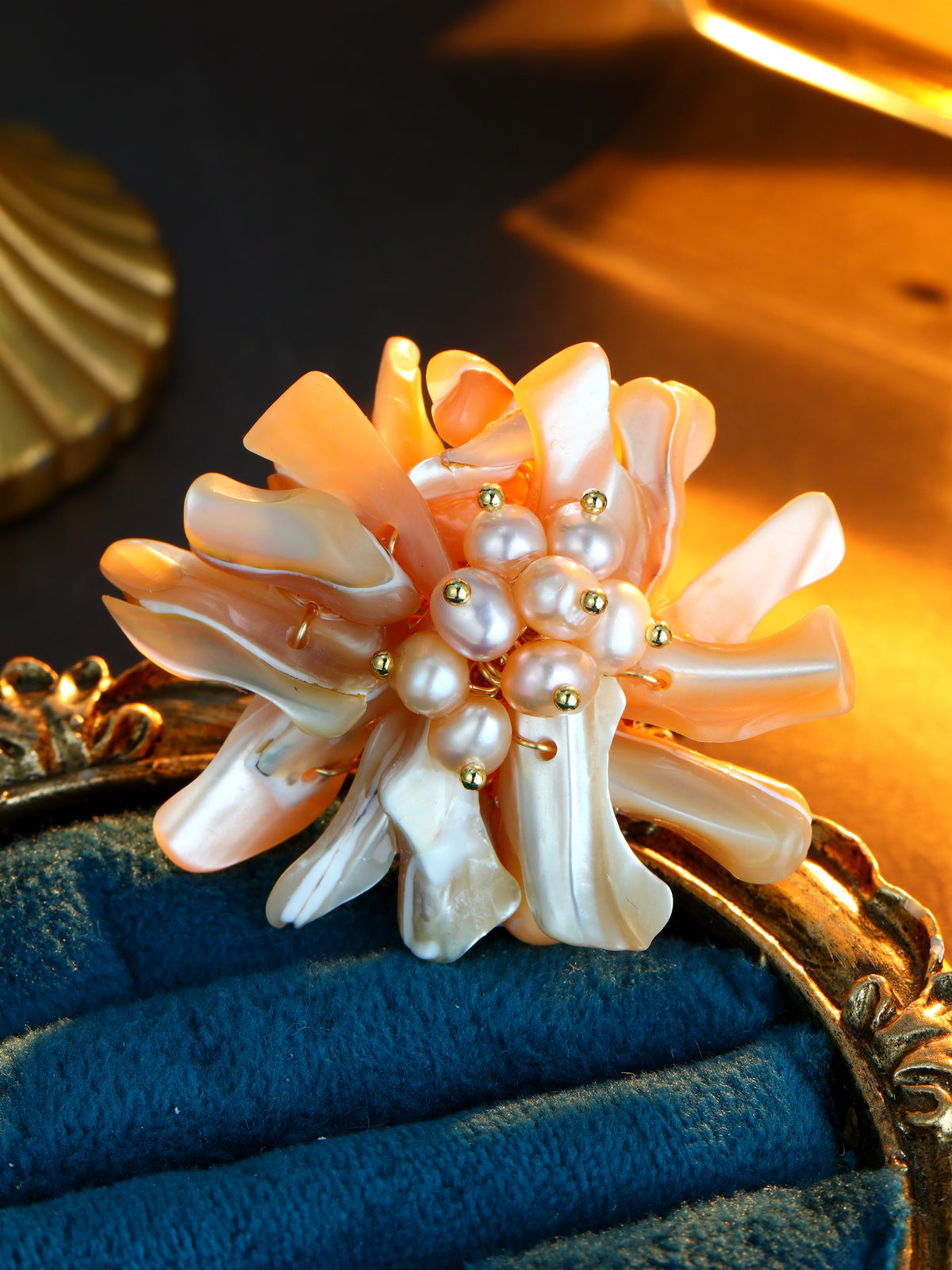 S2145R1 Pearl Chrysanthemum ring