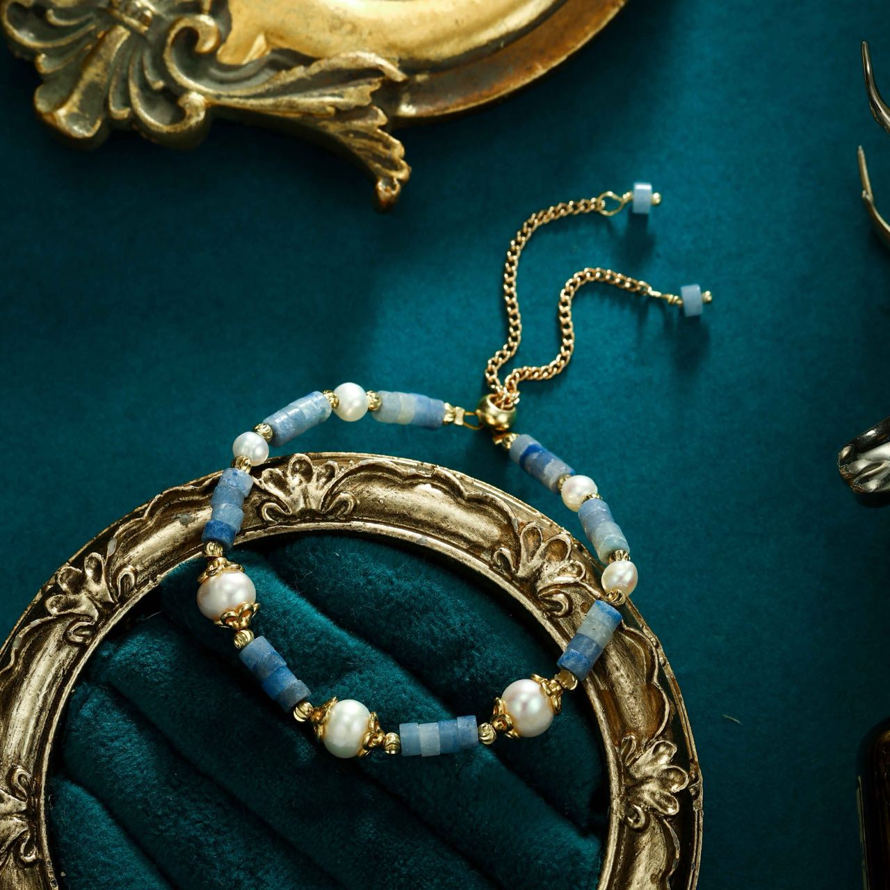 S2159C1 Pearl Bangle Hand Chain Bracelet simple elegant fine handmade gifts
