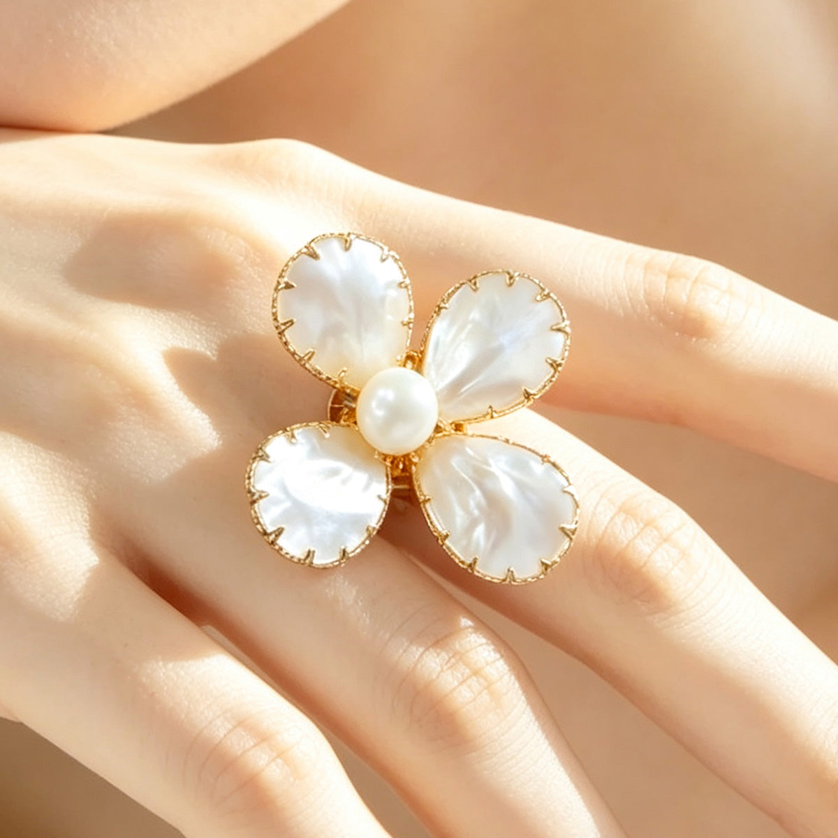 S2234R1 Pearl Petal ring