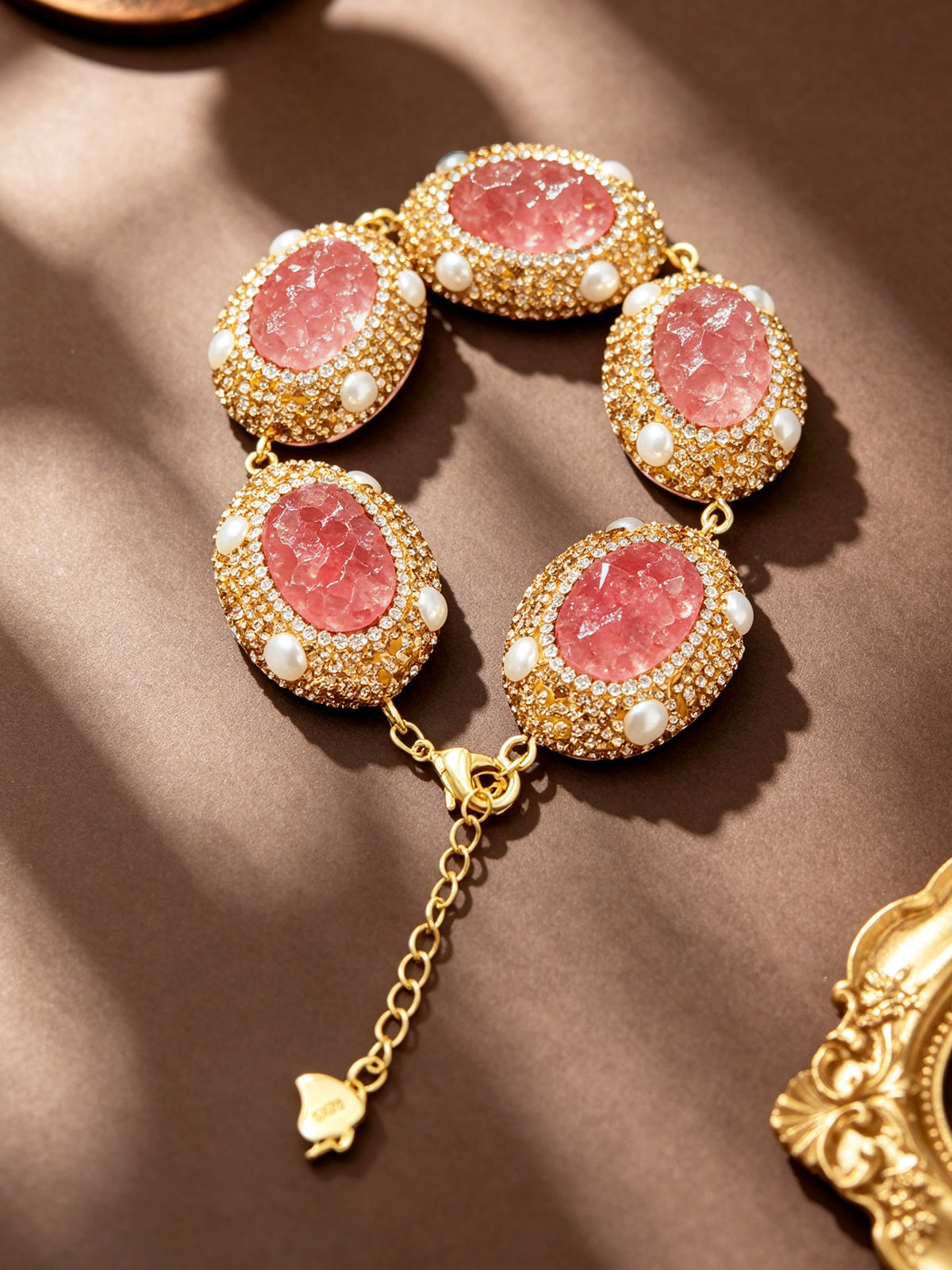 S2408C1 Strawberry Quartz bracelet