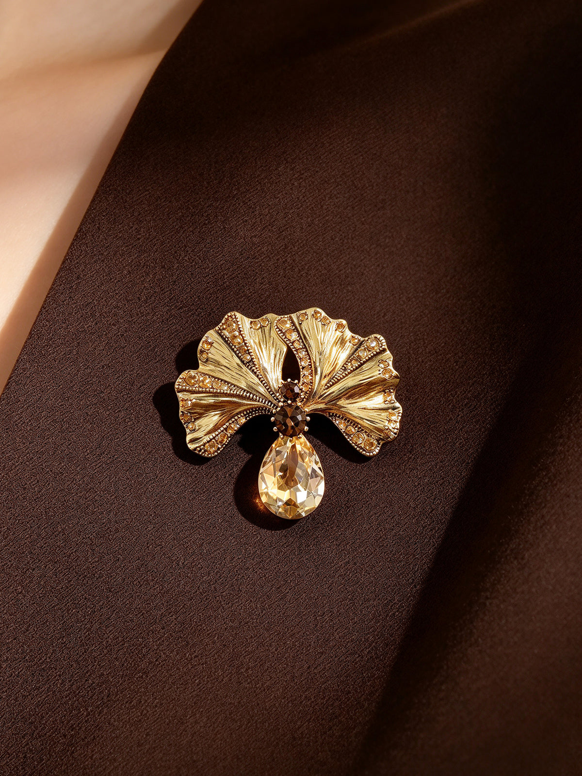 S2415B1 Ginkgo Teardrop brooch