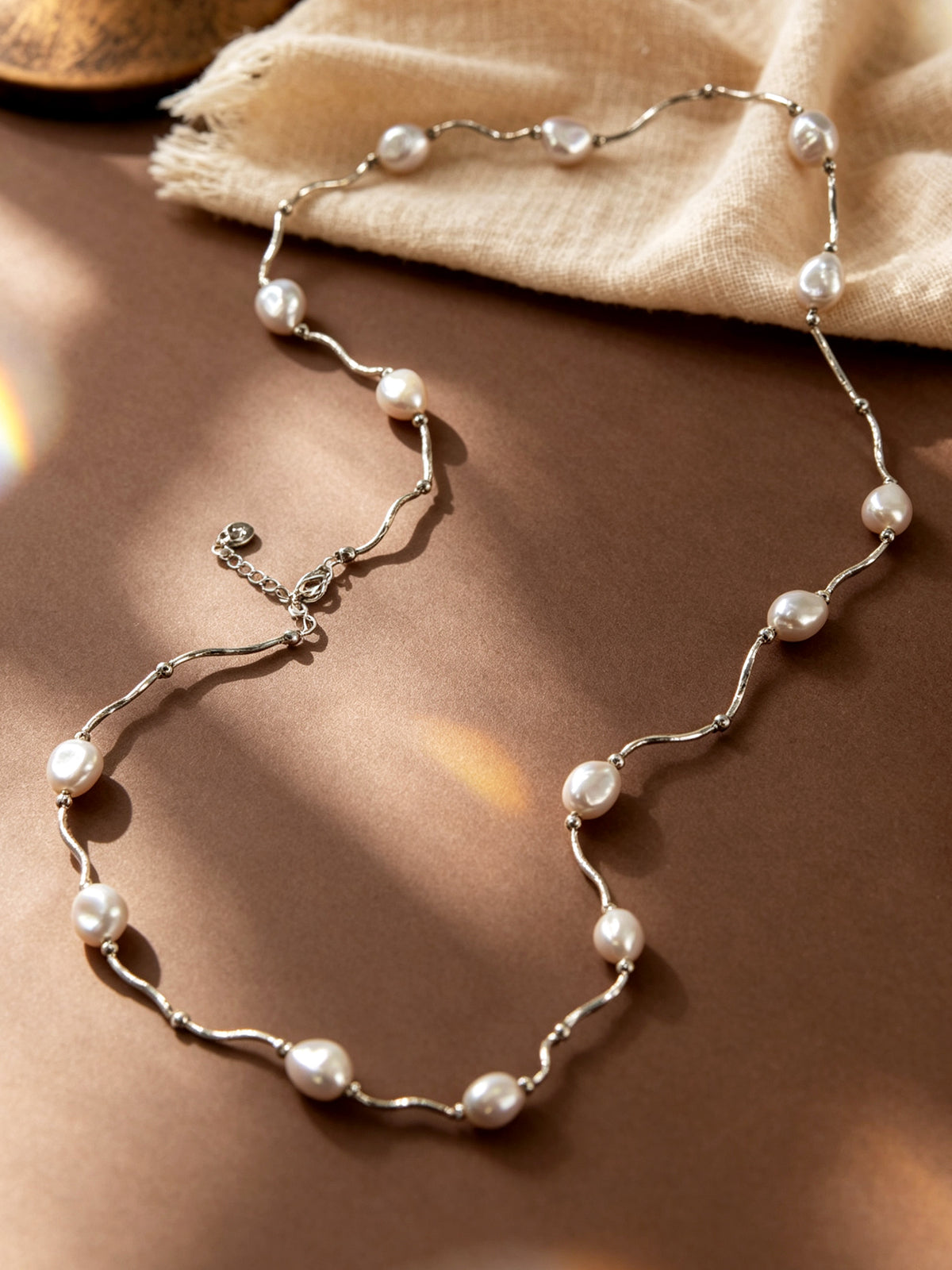 S2672N1 Silver Ripple Pearl necklace