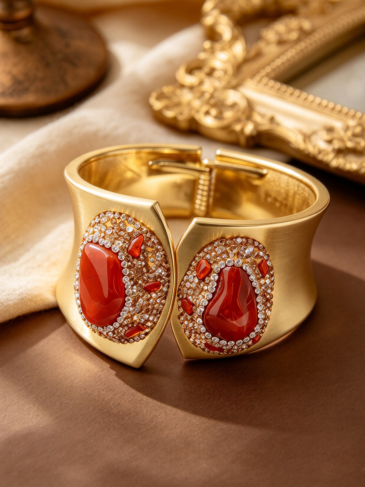 S26731Z01 Carnelian Cuff bracelet