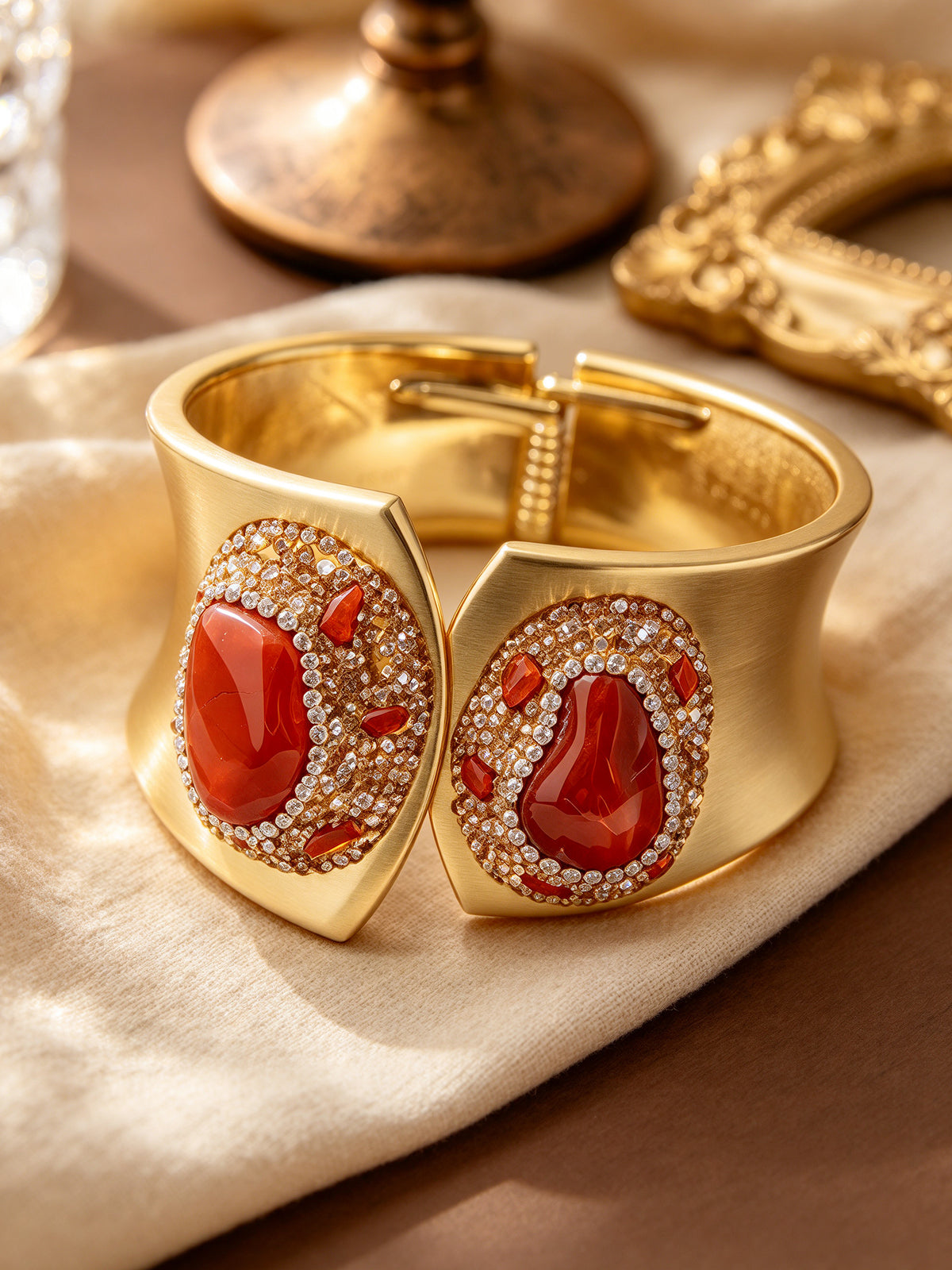 S26731Z01 Carnelian Cuff bracelet