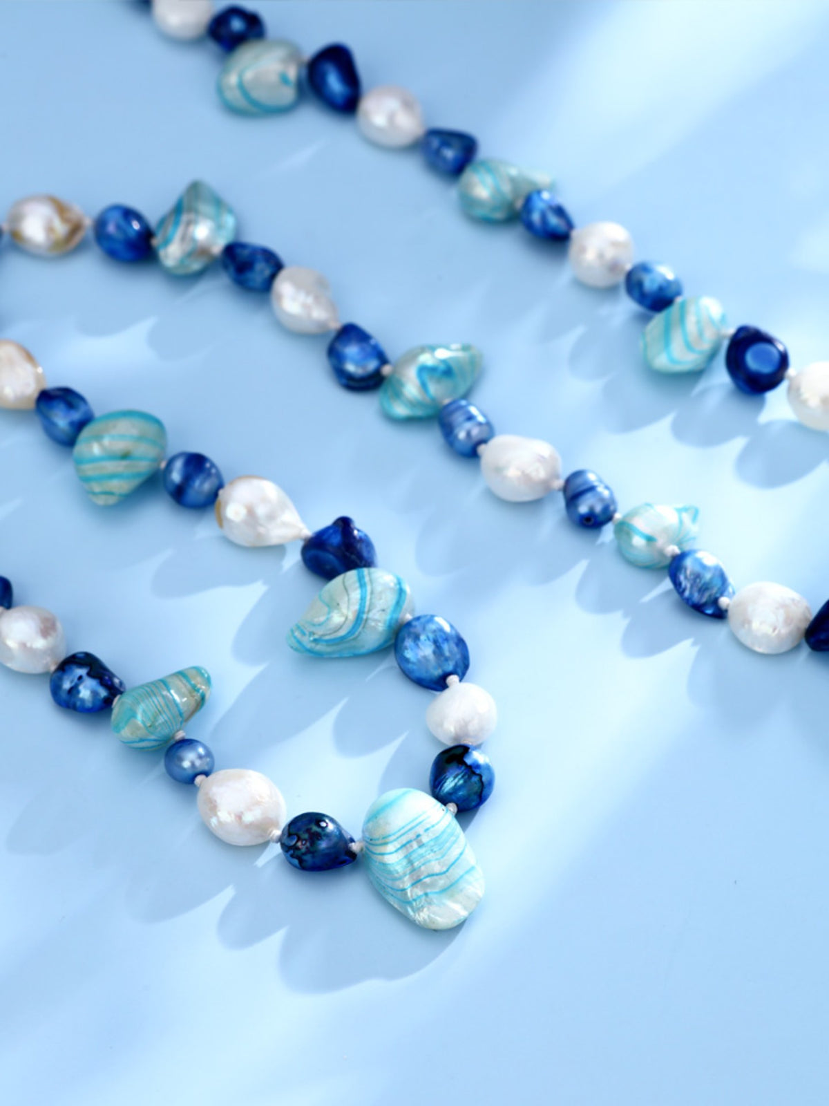 S3052N1 Blue Rose necklace