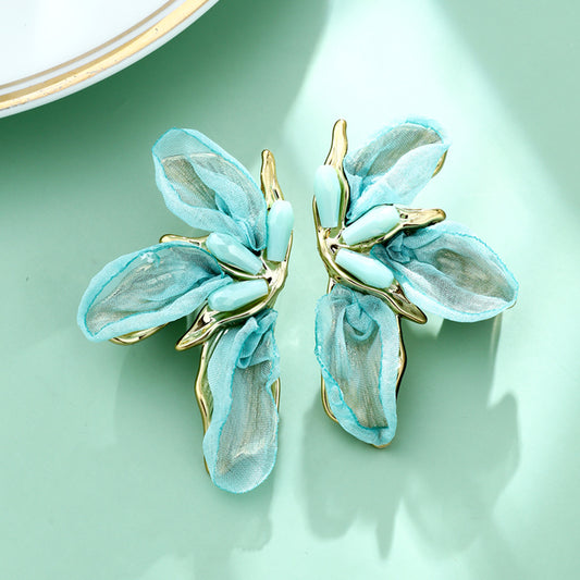 S5185E1 Dewy Leaf earrings