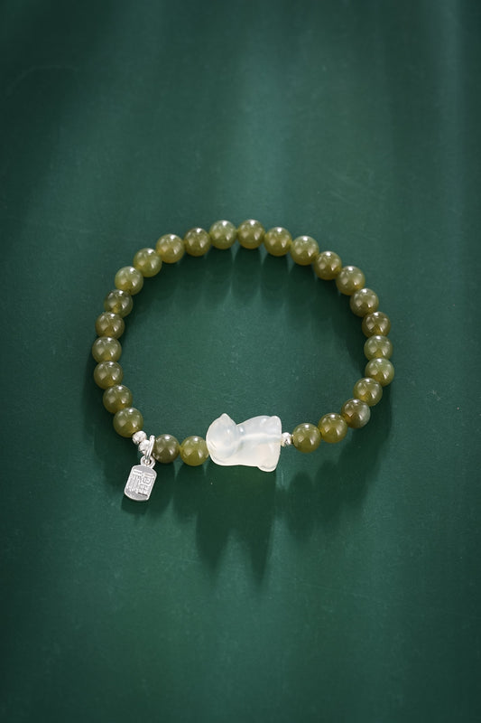 S2379C1 Bracelet: Mountain Spirit’s Trace