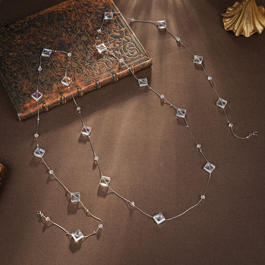 S2929N1 Long Necklace Moonlight Corridor