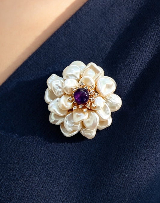 X26807A01 Pearl Camellia brooch
