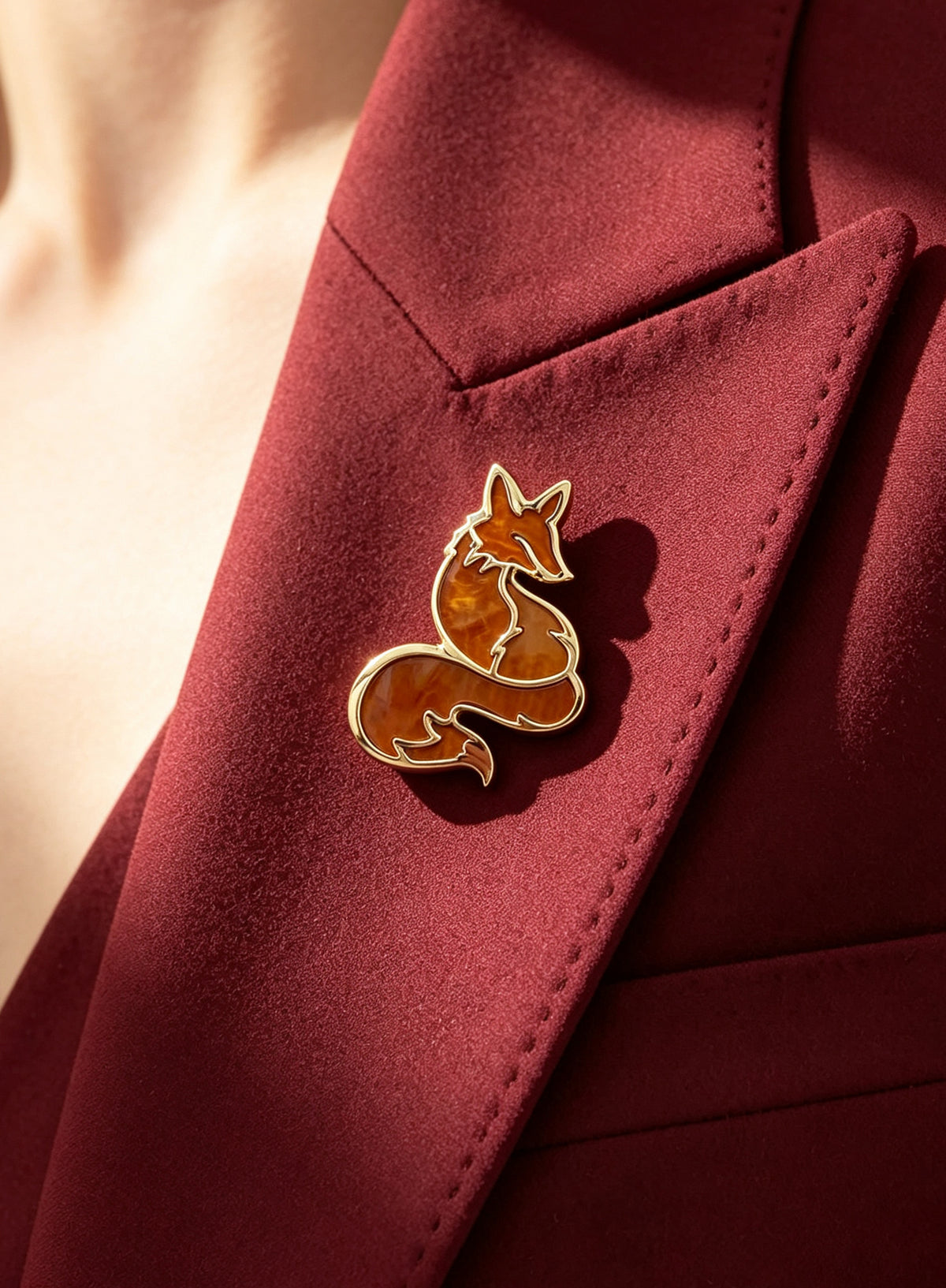 X26807Z01 Amber Fox brooch