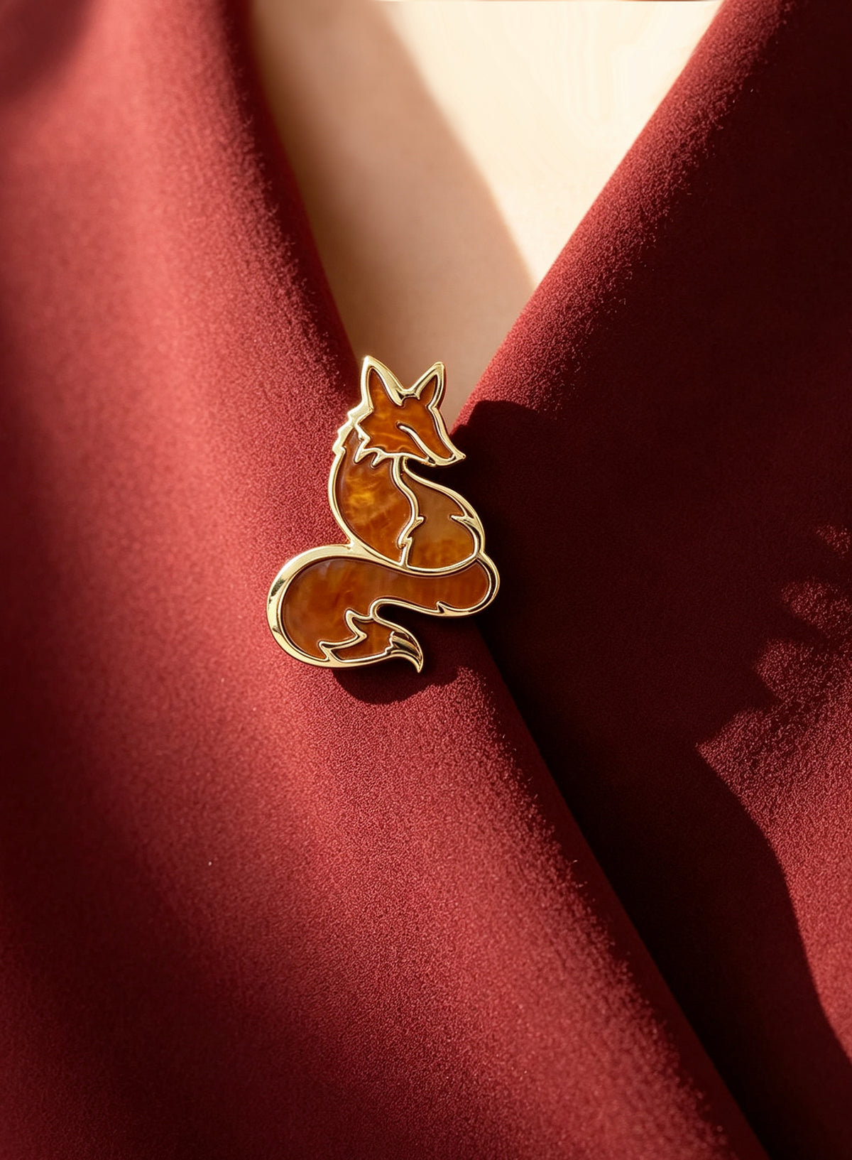 X26807Z01 Amber Fox brooch